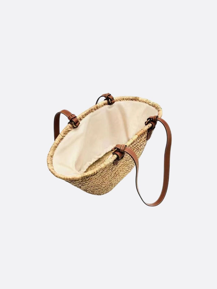 Straw basket with leather handle